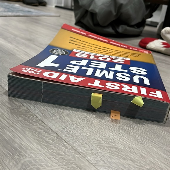 First Aid Usmle Step 1 Study Book - Picture 3 of 5